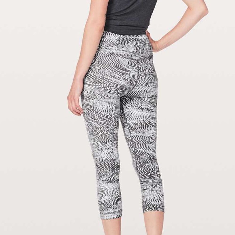 Lululemon Align Crop